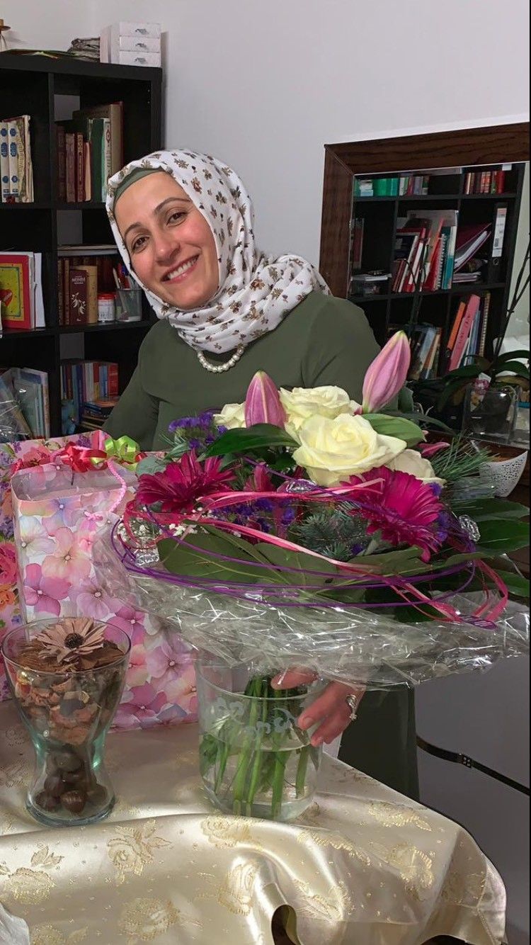 Portrait von  Emine Urun