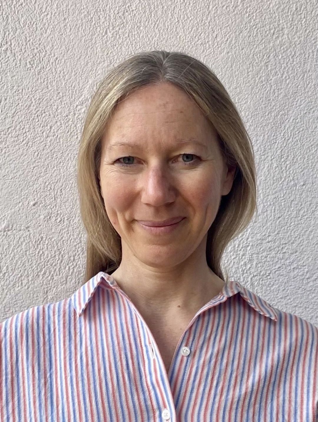 Portrait von  Daniela  Fr&ouml;hlich